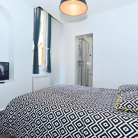 Happy Studio Musee Centre Historique Apartment Grenoble